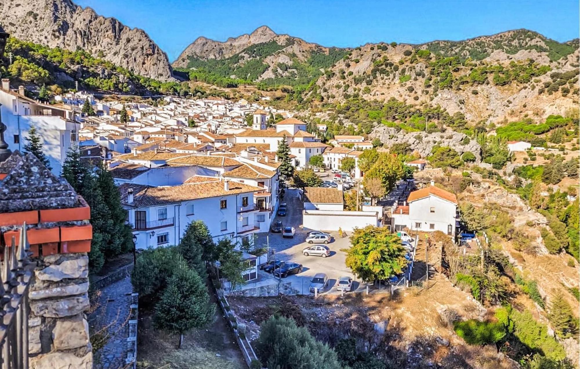 2 Bedroom Cozy Home In Grazalema Εξωτερικό φωτογραφία